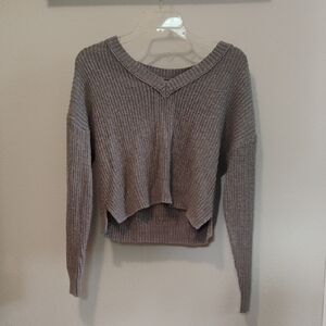 Wild Fable Heather Gray V-Neck Cropped Sweater